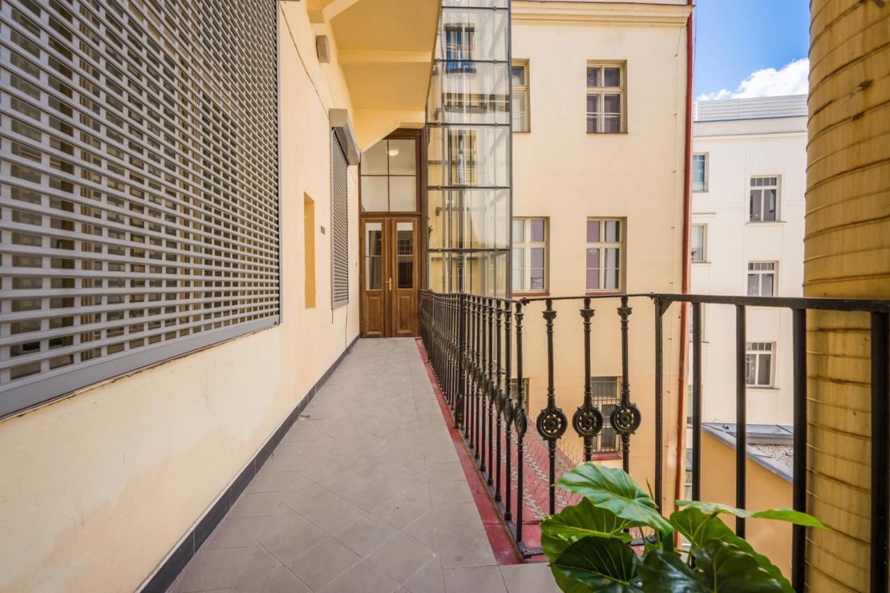 شقة The Grand Royal 3Bdr Heart Of Old Town براغ المظهر الخارجي الصورة