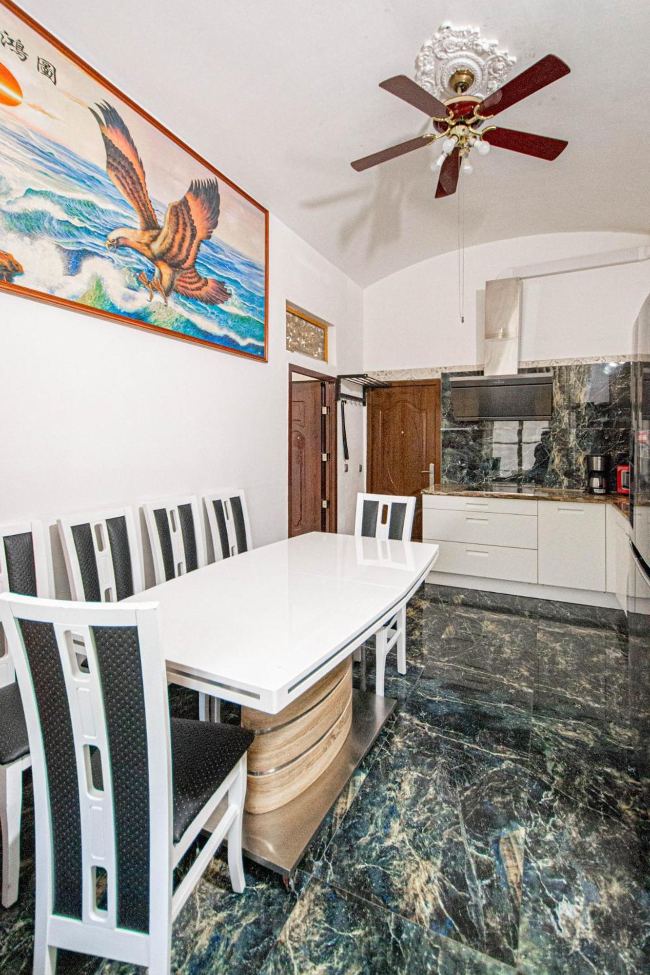 شقة The Grand Royal 3Bdr Heart Of Old Town براغ المظهر الخارجي الصورة