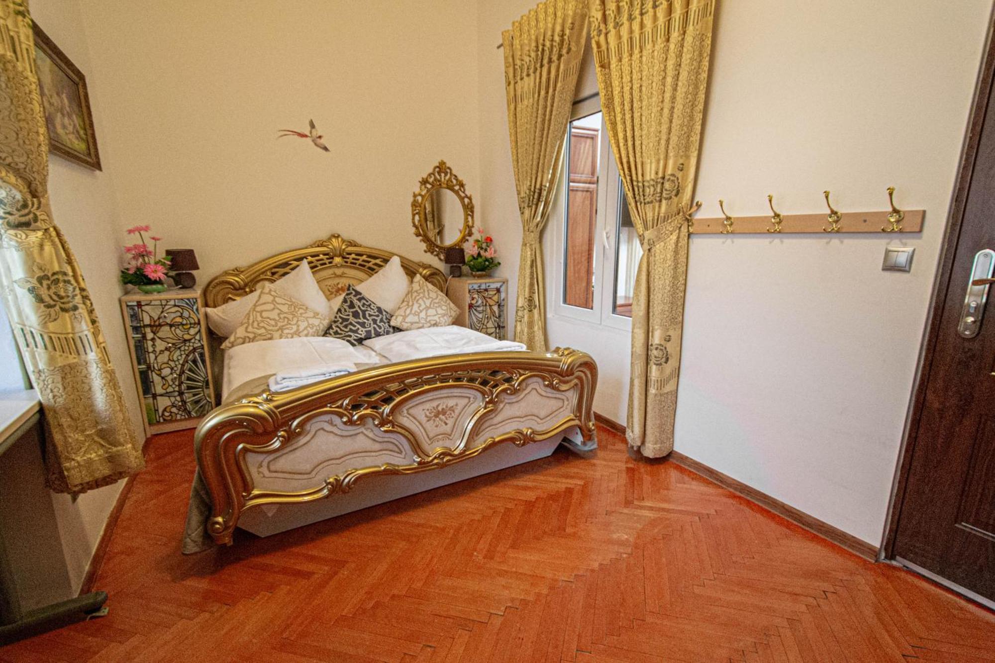 شقة The Grand Royal 3Bdr Heart Of Old Town براغ المظهر الخارجي الصورة
